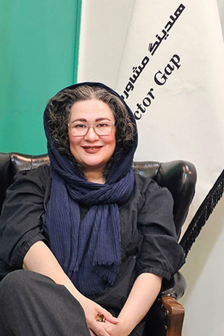 نسیم امینی | مشاور و همکار در دکتر گپ