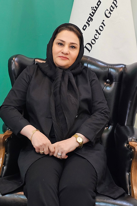 مریم ناصری فر | مشاور و همکار در دکتر گپ