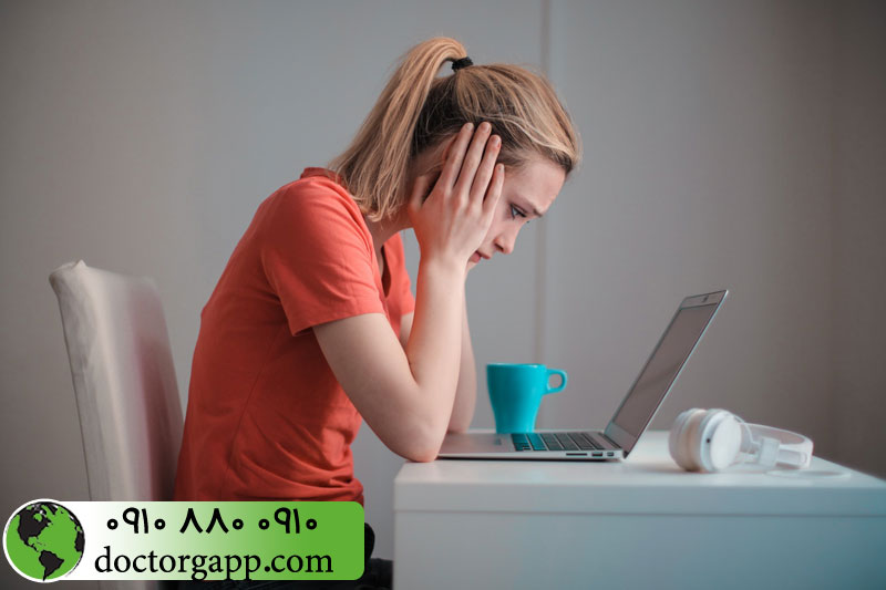 کاهش اعتماد به نفس 